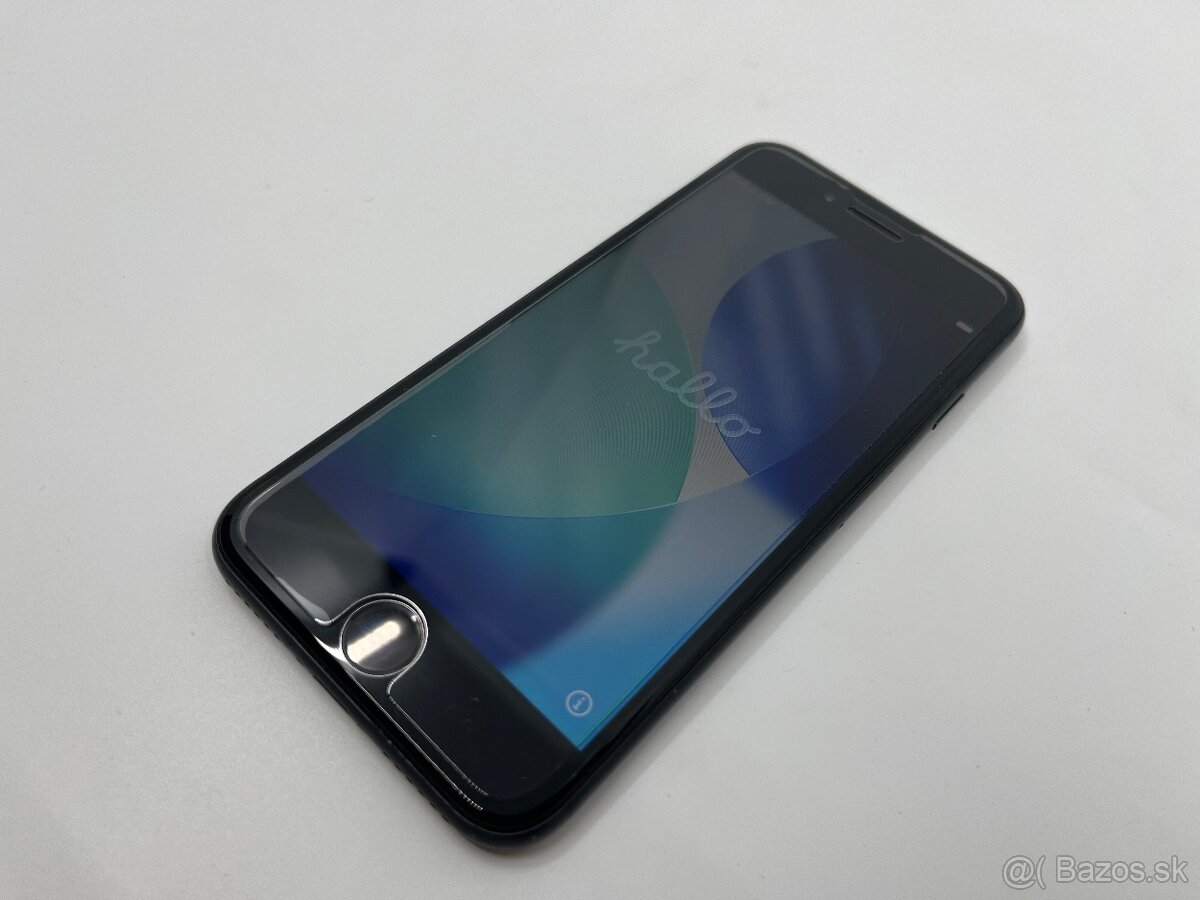 Predám IPhone SE 2020 128gb - 6