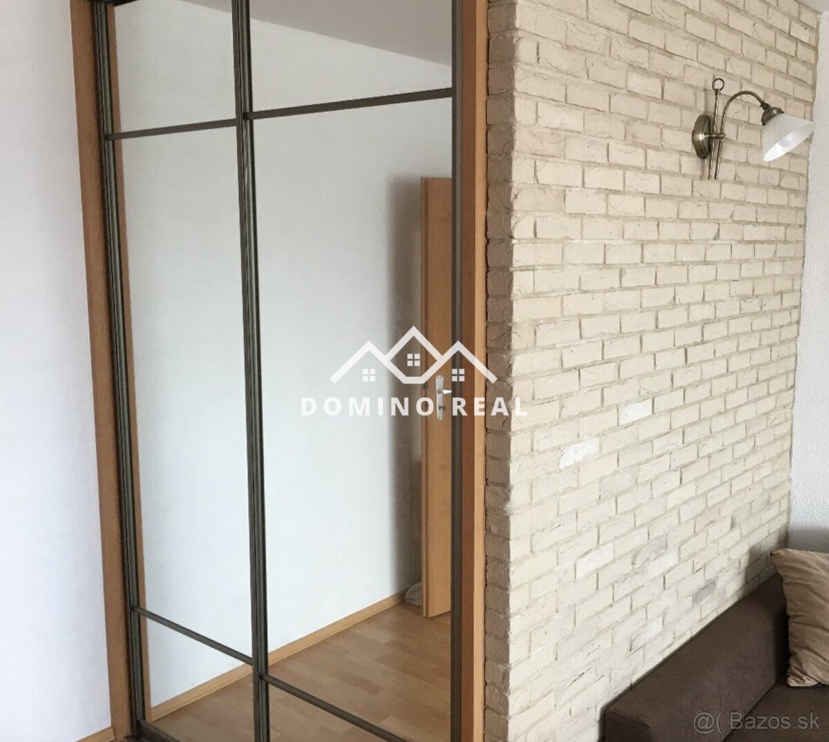 2 izbový v dvojpodlažnom bytovom dome - 6