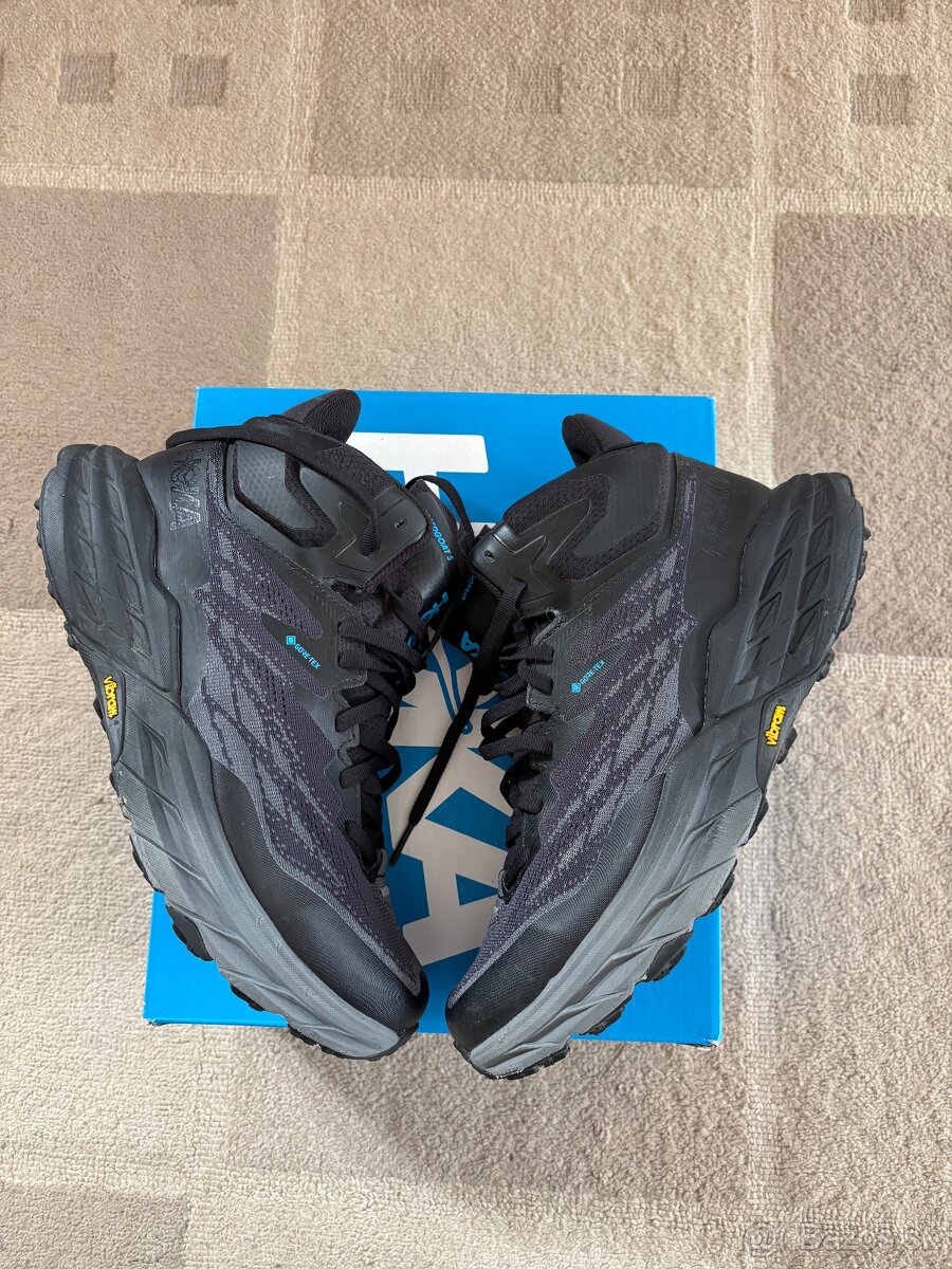 Hoka speedgoat GTX 42 - 6