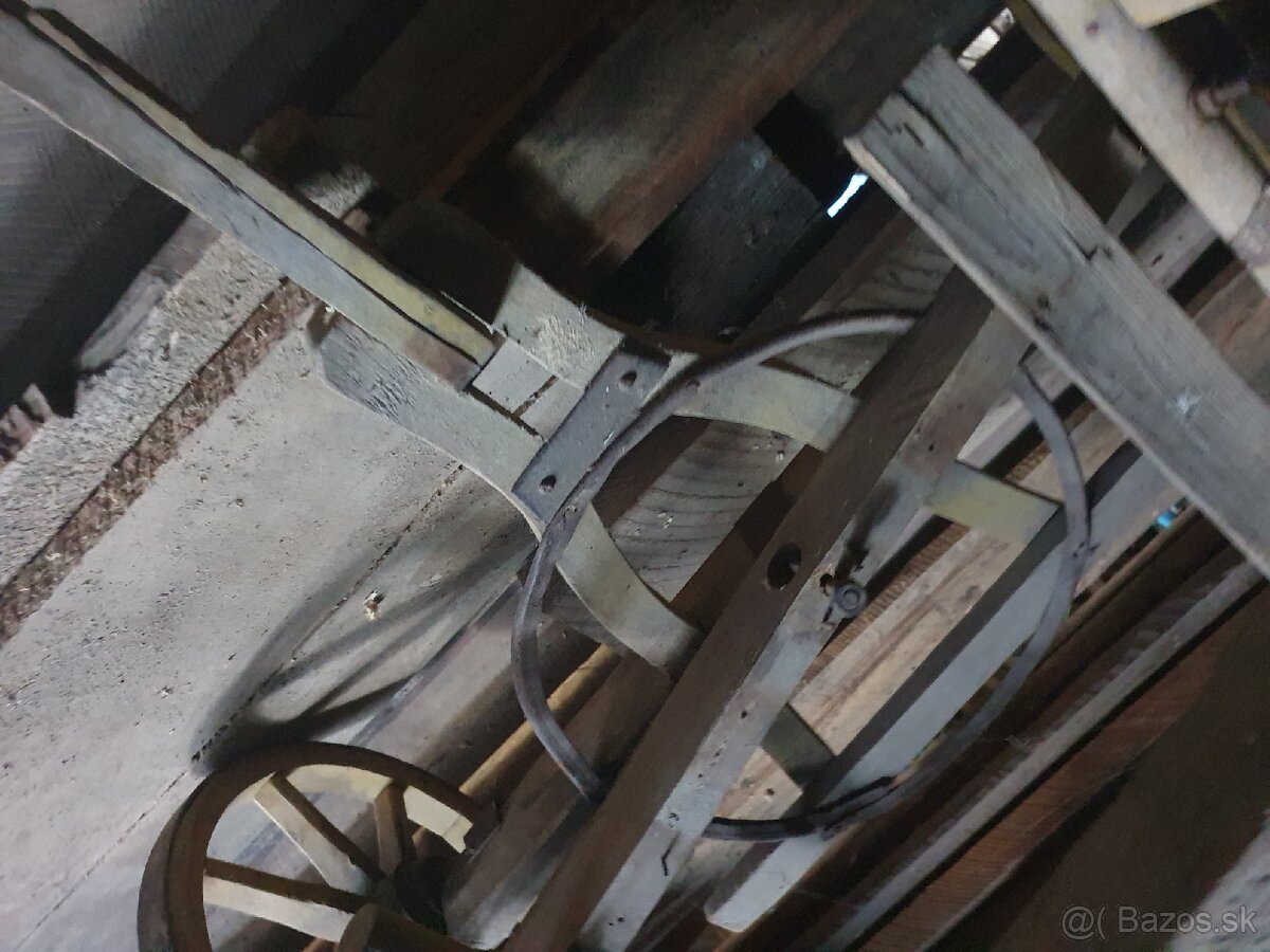 Predam maly dreveny voz rebrináčik. - 6