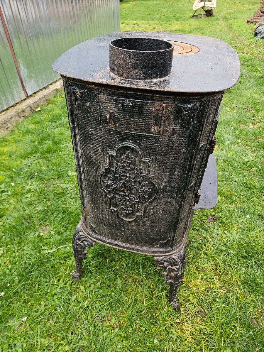 Stare liatinove kachle - 6