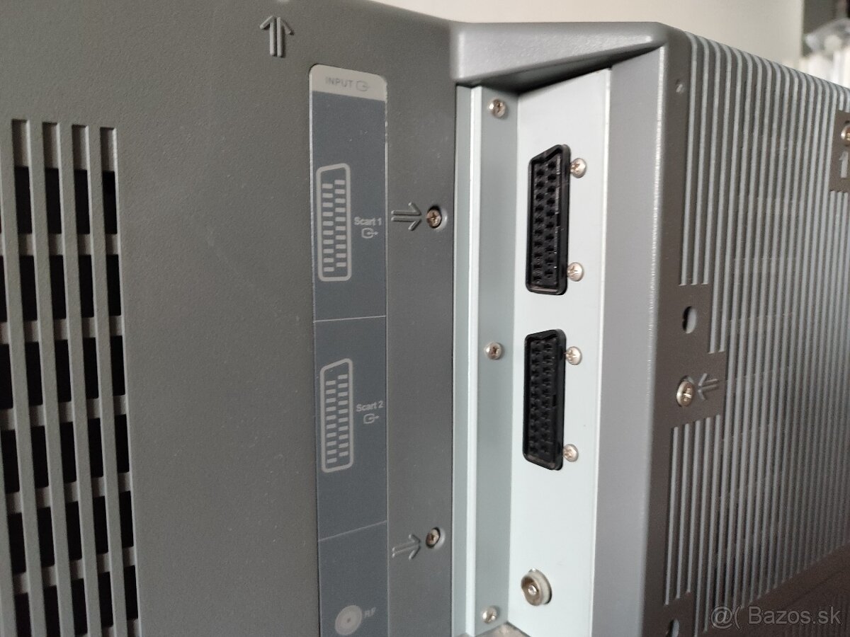 Predám starší LCD TV MIRAI 32" - 6