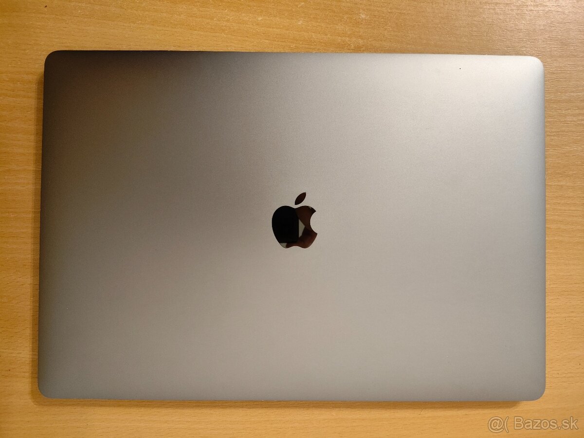 MacBook Pro 15 2017 | Core i7 • 16GB • 512GB SSD - 6