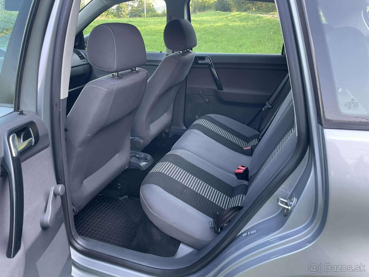 Volkswagen Polo - 6