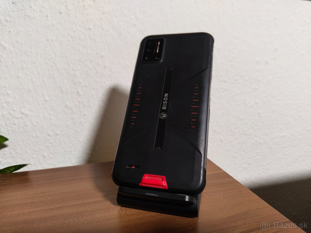 Odolný mobil Umidigi Bison - 6