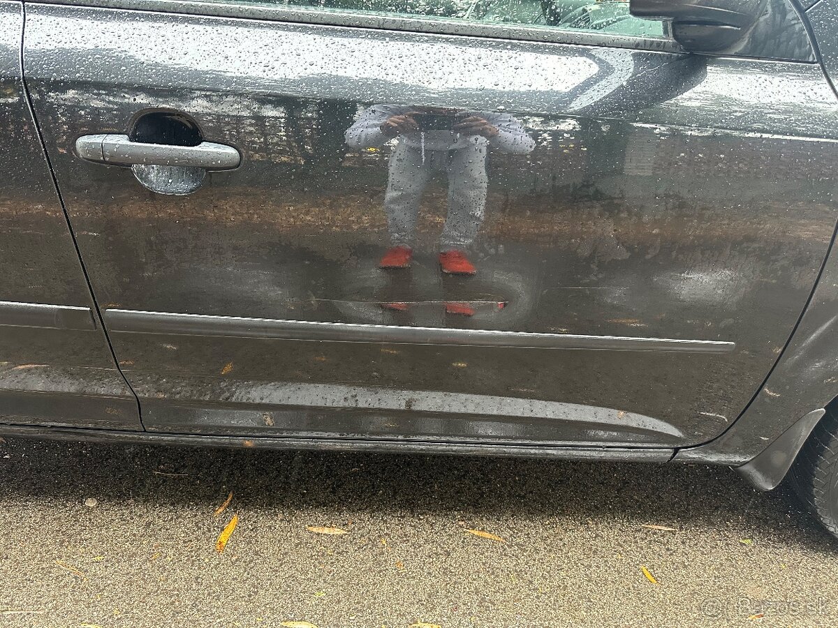 Predám kia Ceed 2009 1.6 92kw benzín - 6