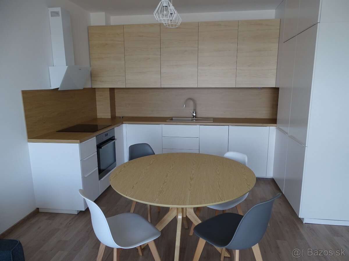 2-izbový byt s parkovaním v garáži » novostavba » cena 850,- - 6