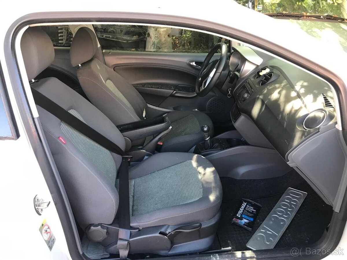 Seat IBIZA III 1,4i 63kw r. 2008 - 6