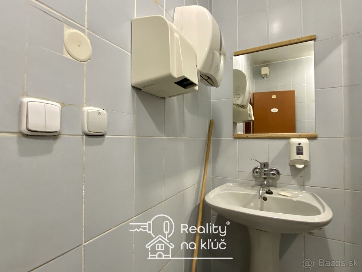 Na prenájom kancelárske a podnikateľské priestory v centre - 6