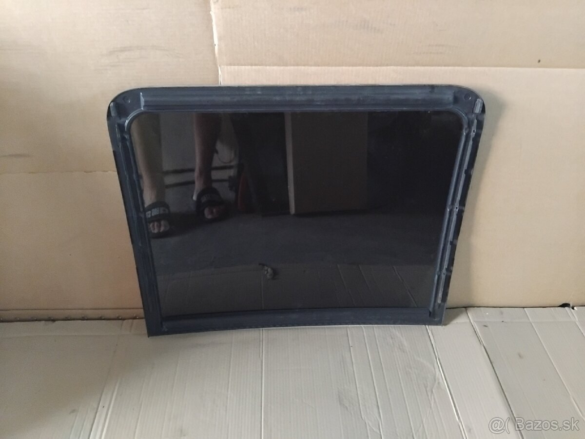 sklo panoramatickej strechy Superb 2 - 6