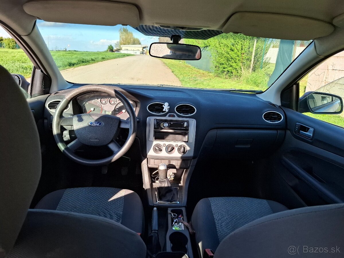 Ford Focus 1.8 TDCi, rok 2007 - 6