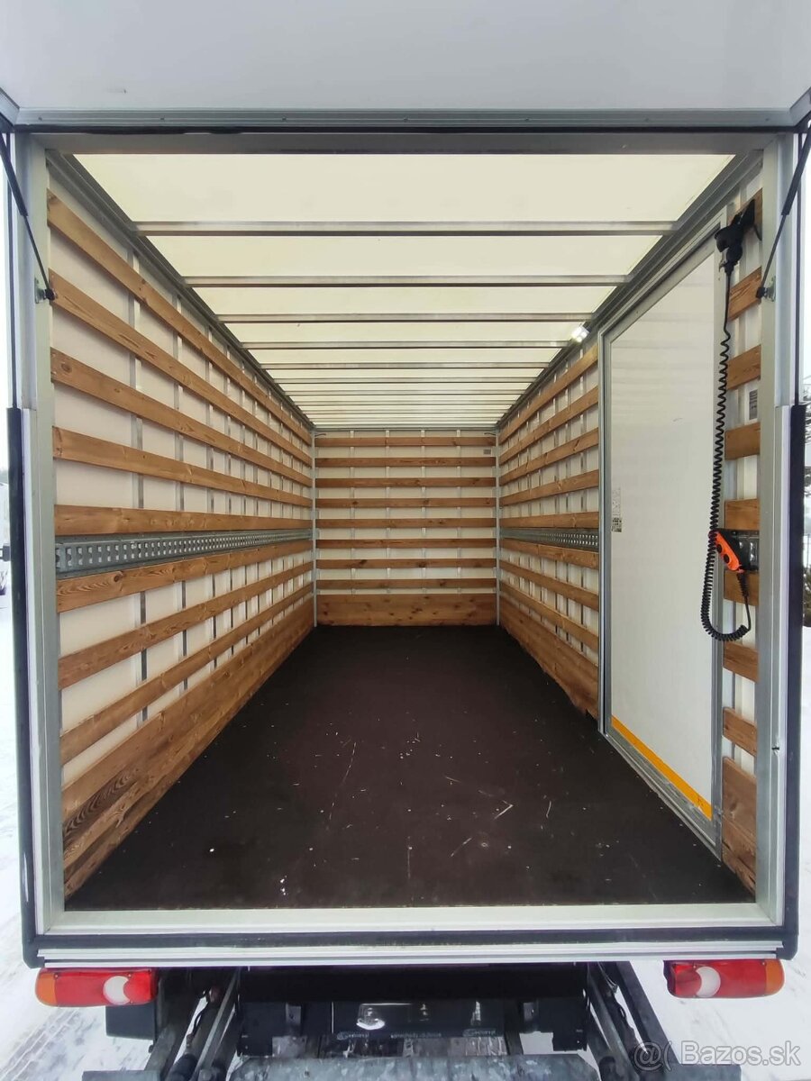 Renault Master 8 paletový 2.3 CDTi čelo plošina 150koni - 6