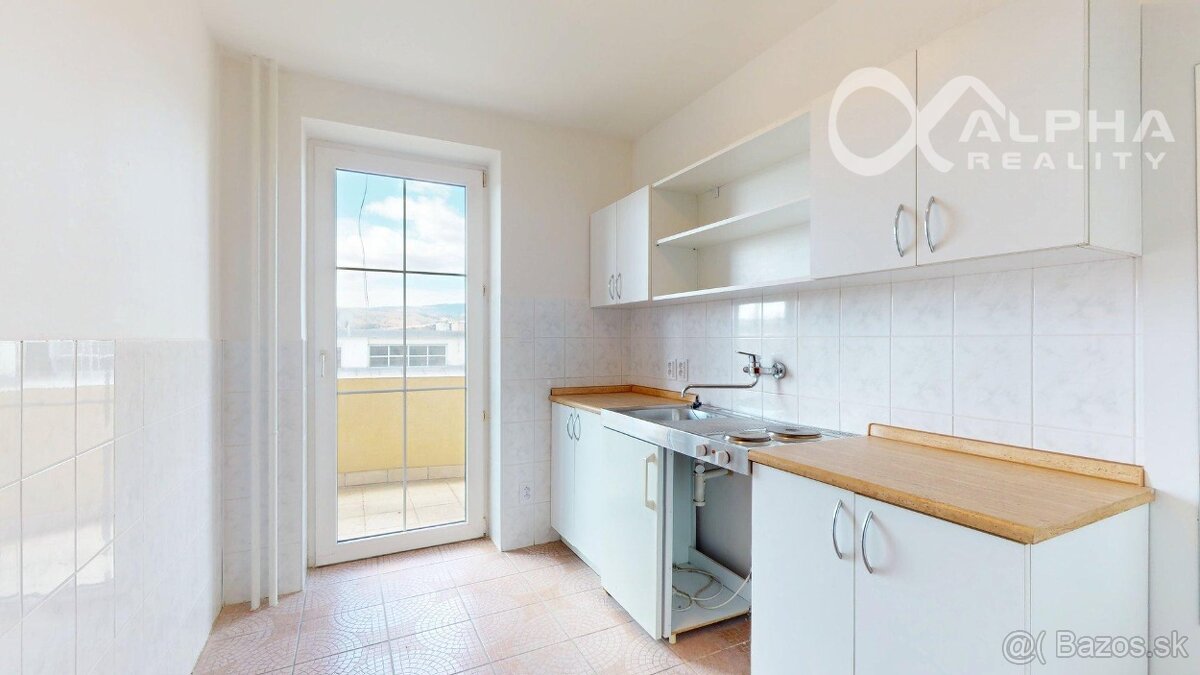 Prenájom: Polyfunkčný priestor 98,9m2, Markušovská cesta,SNV - 6