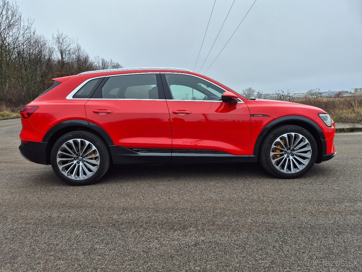 Audi e-tron 55 s-line matrix B&O ambi - 6