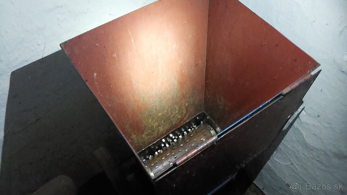 drvič a lis na ovocie - 6