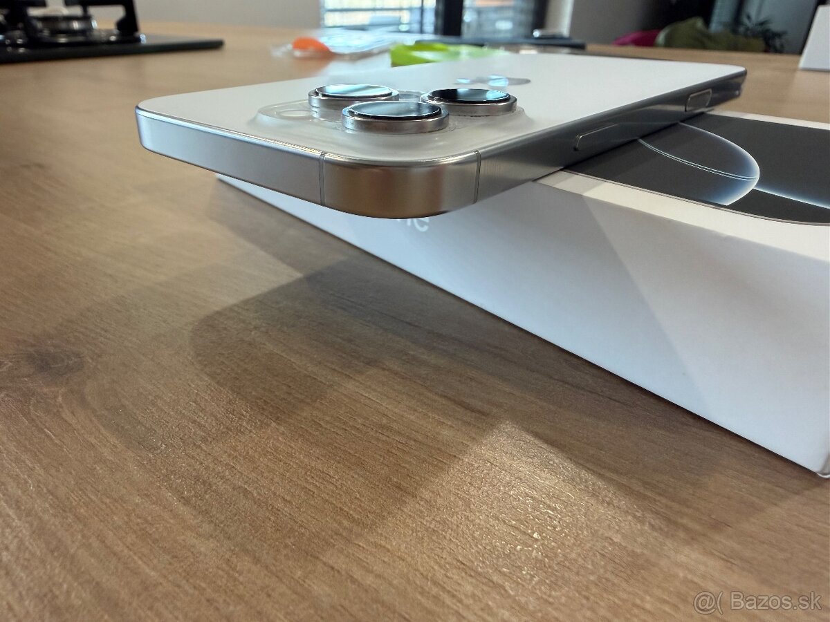 📱 iPhone 16 Pro Max Silver Titanium 256GB - 6