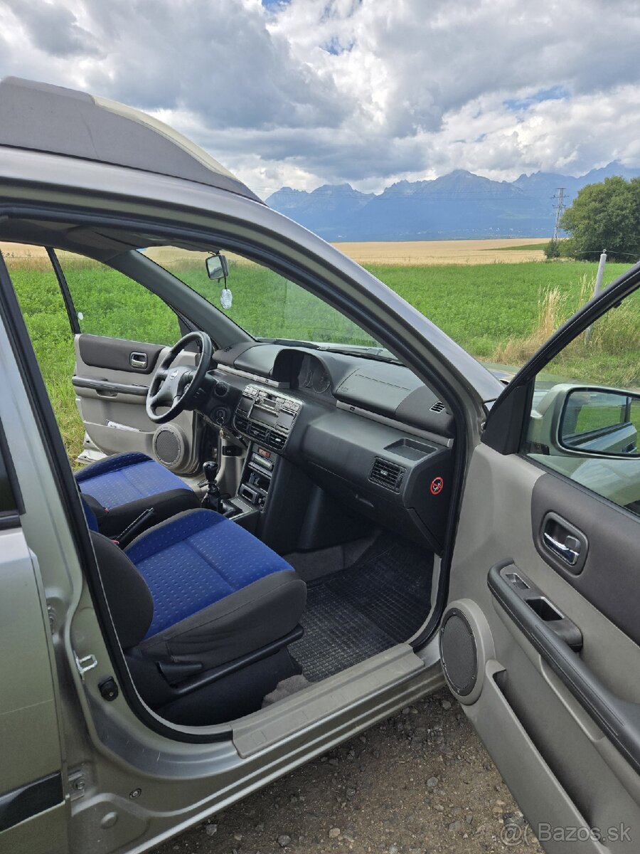 Predám Nissan X-Trail, 4x4, diesel - 6