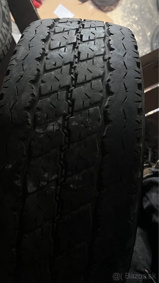 Bridgestone DURAVIS R630 215/70 R15C - 6