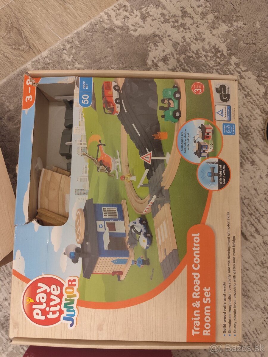 Vlak - drevený + veľa príslušenstva - 6