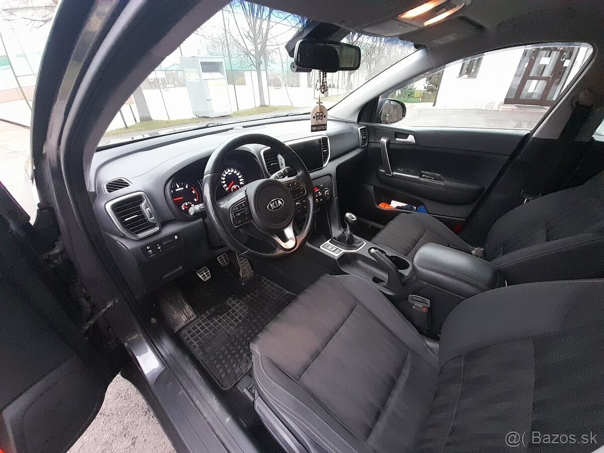 Kia Sportage 1.7CRDi - 6