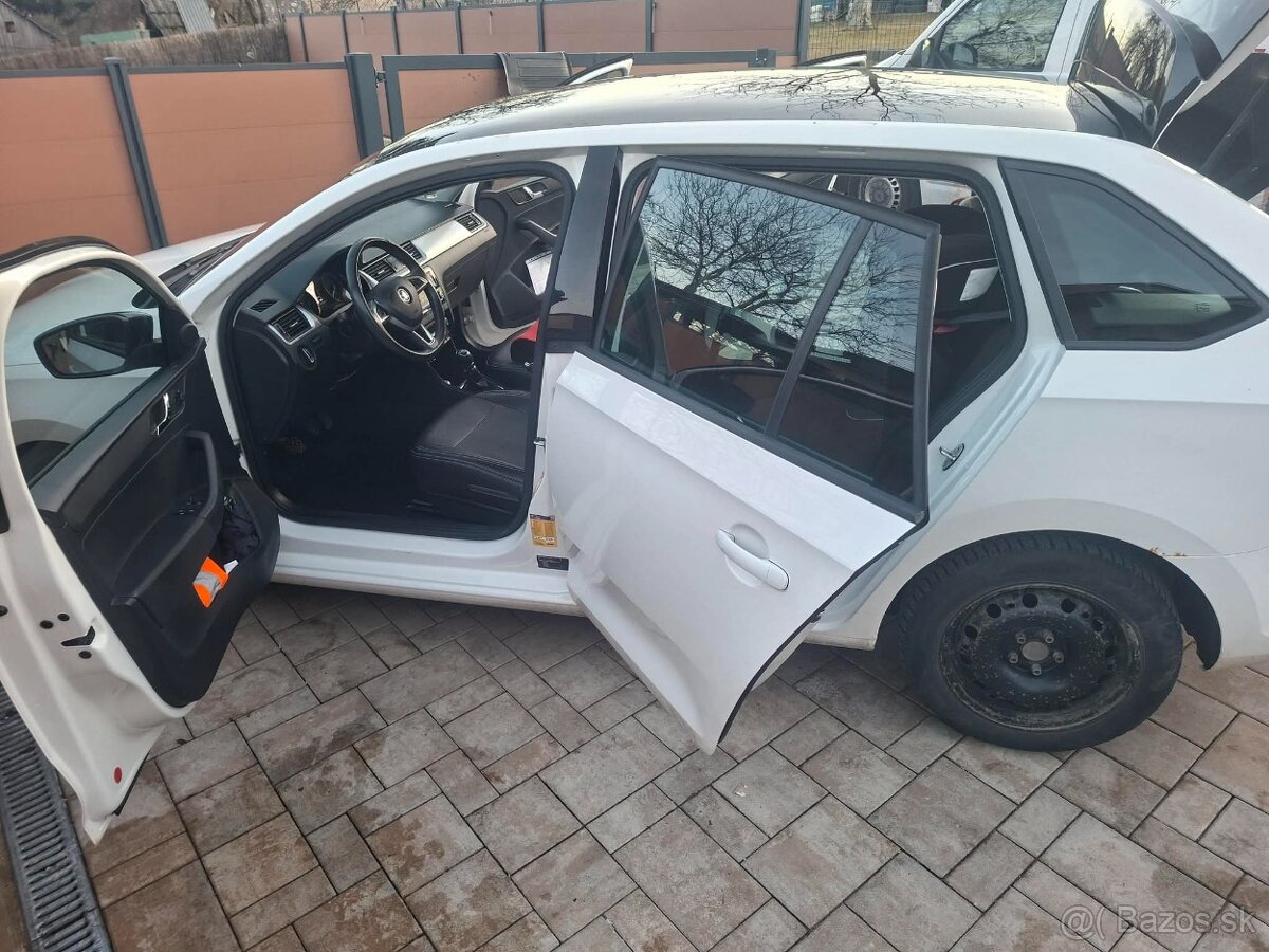 Predám škoda Rapid Spaceback ambition 81/1,2 TSI - 6