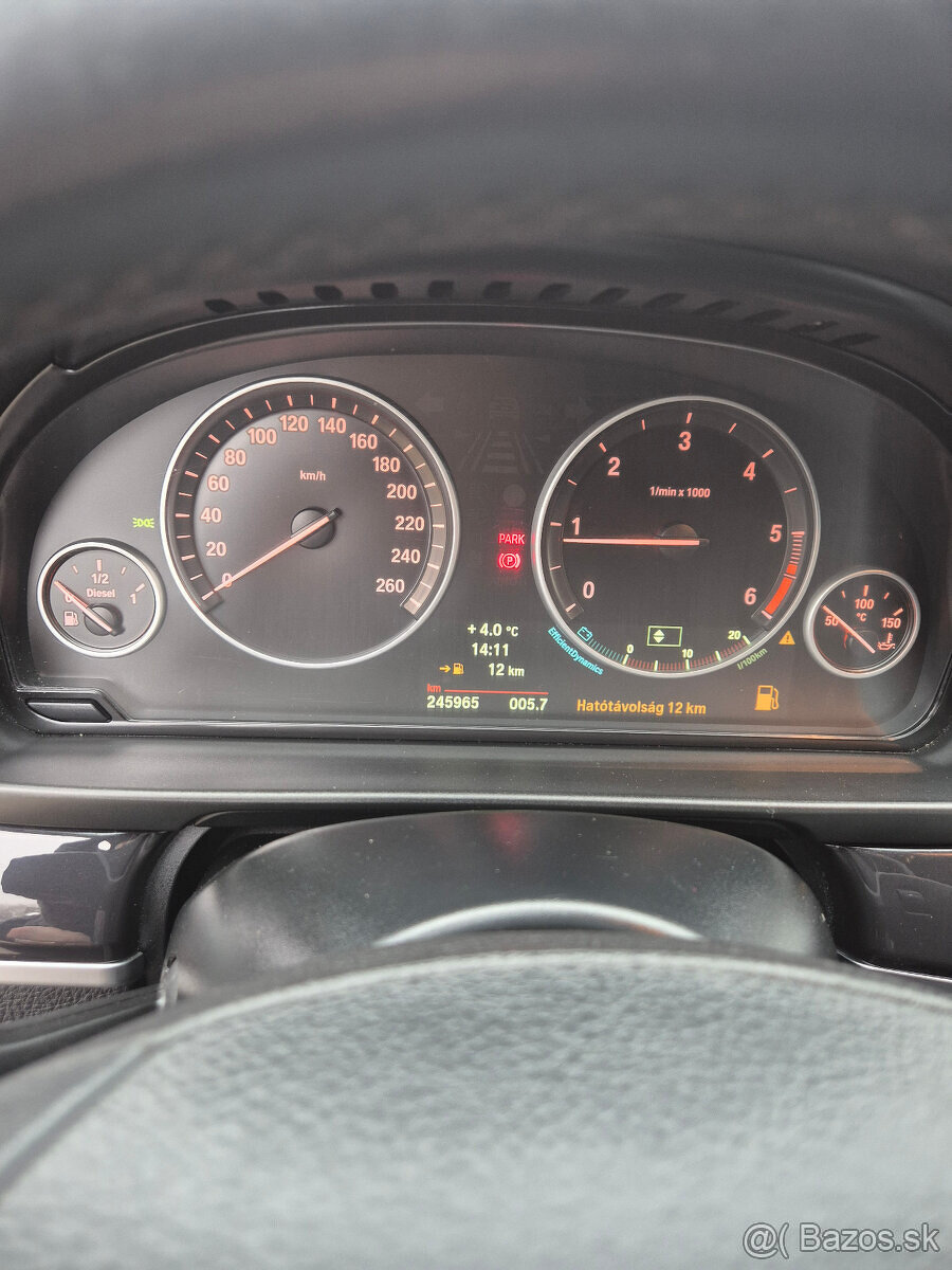 BMW F11 520D - 6