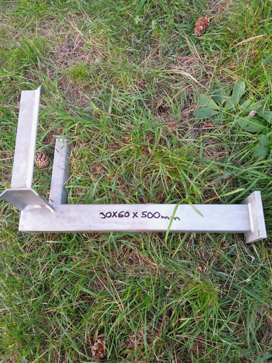 KONZOLA - ZAVES ANTIKORA - NEREZ NEMAGNETICKA 12ks - 6