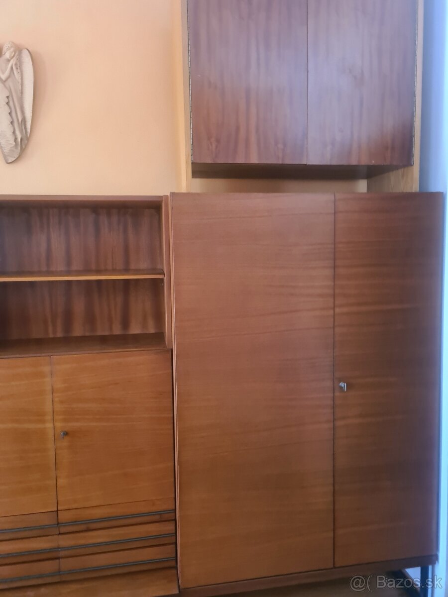 obývacia stena + stolík - 6