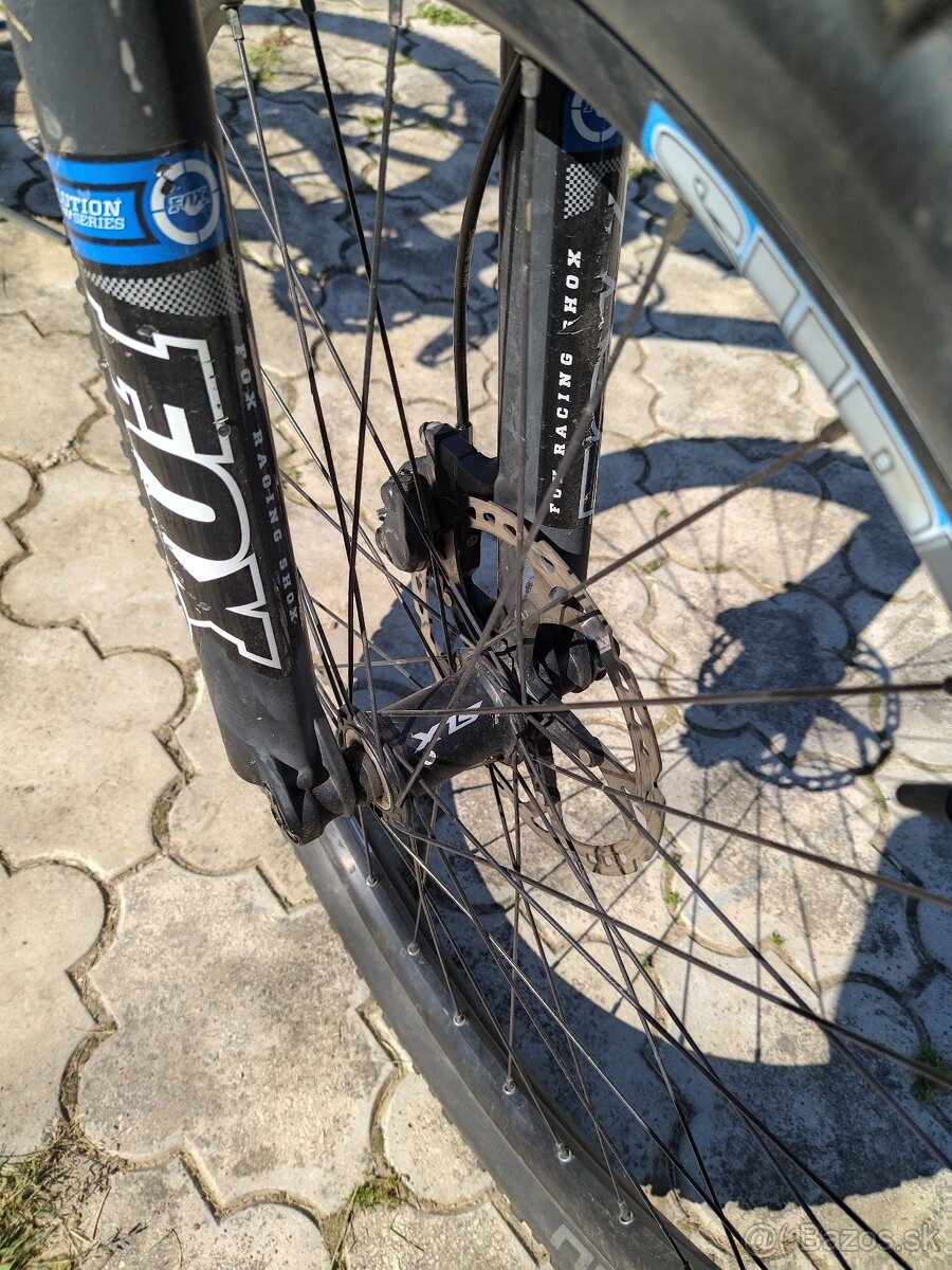 Predám celoodpružený karbónový bicykel - 6