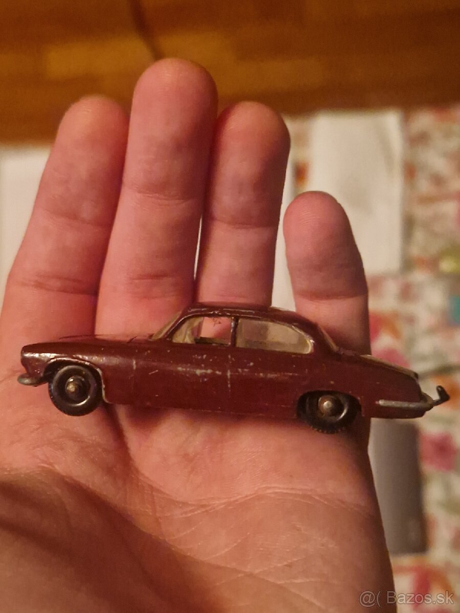 Matchbox Lesney Jaguar MK 10 RW - 6