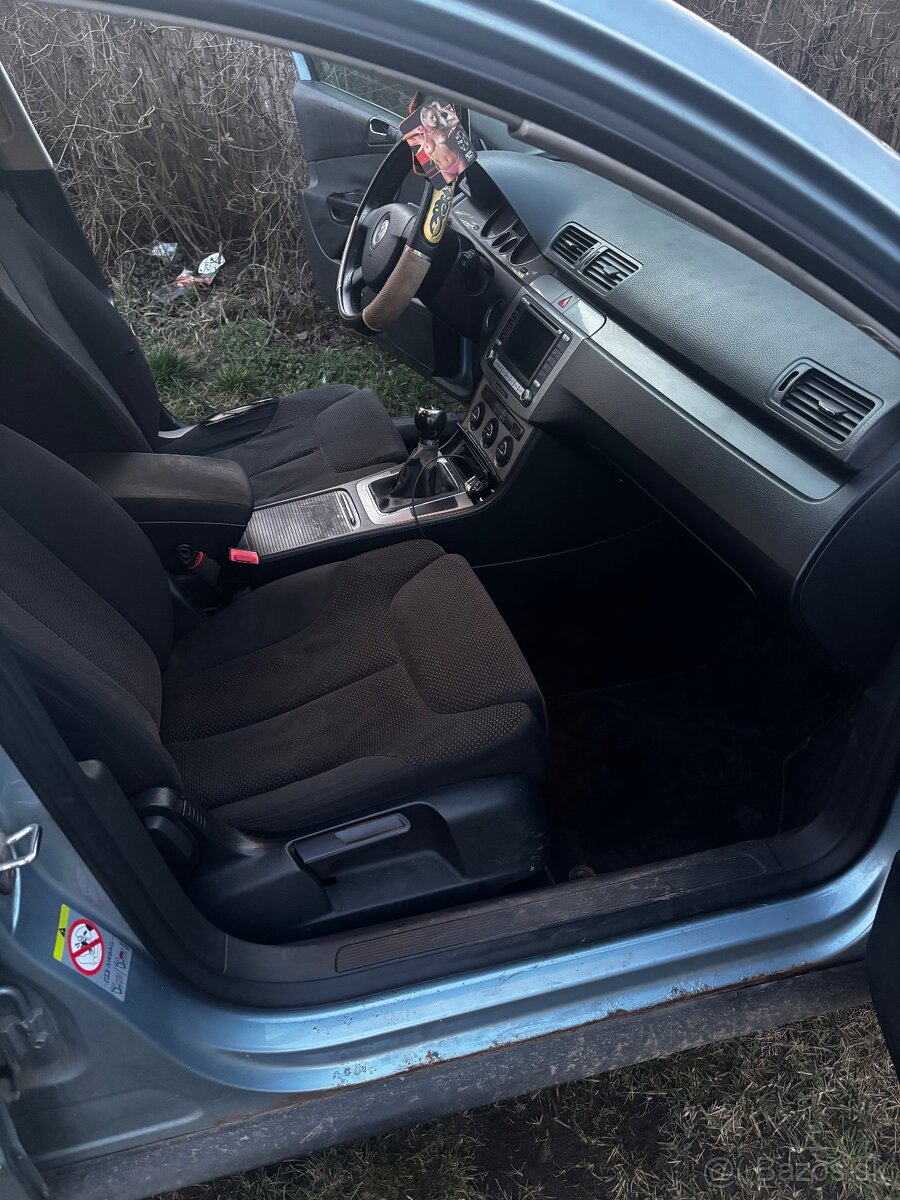 Volkswagen passat variant 1.9Tdi 77kw - 6