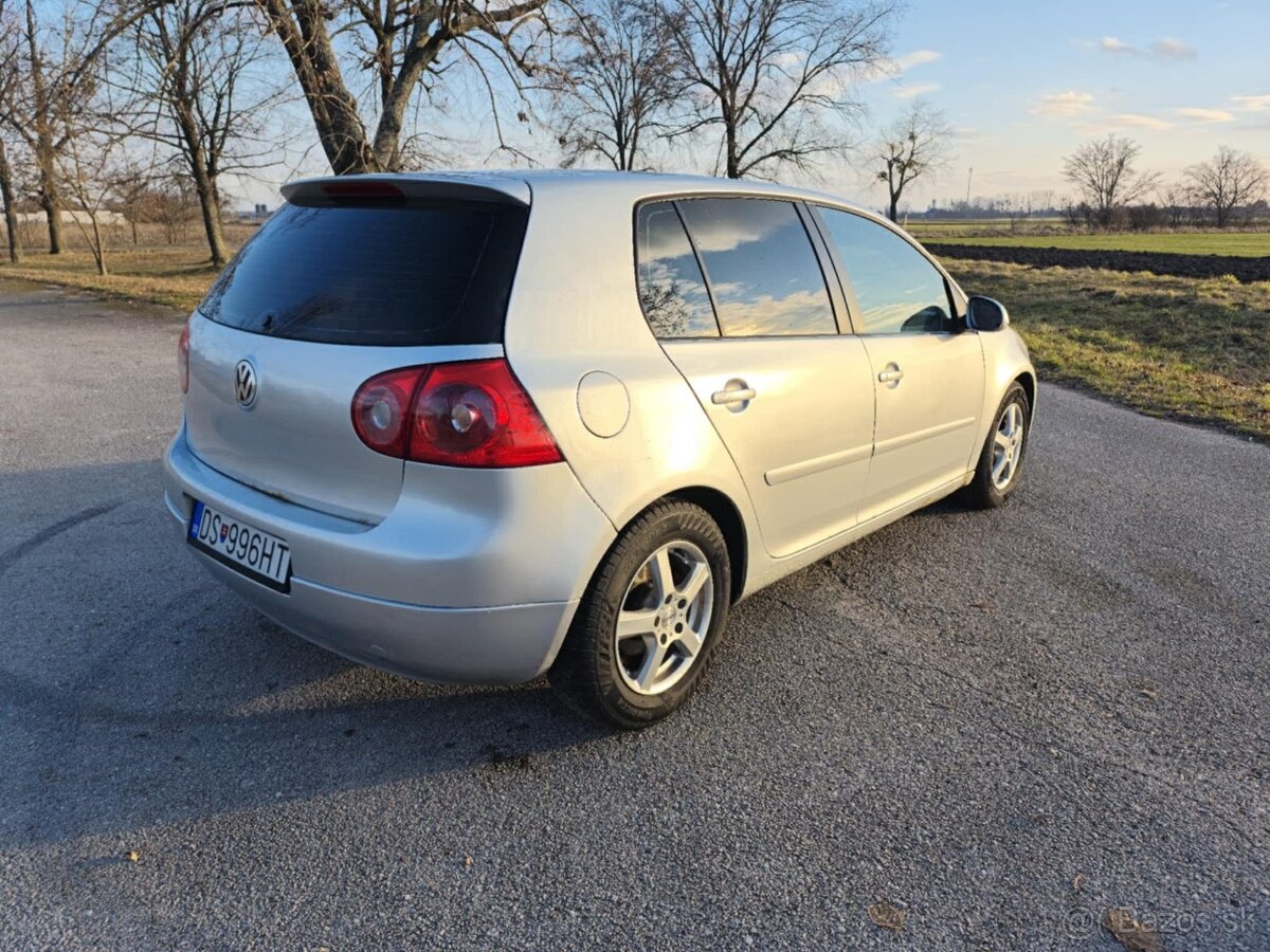 Golf 5 1.9Tdi - 6