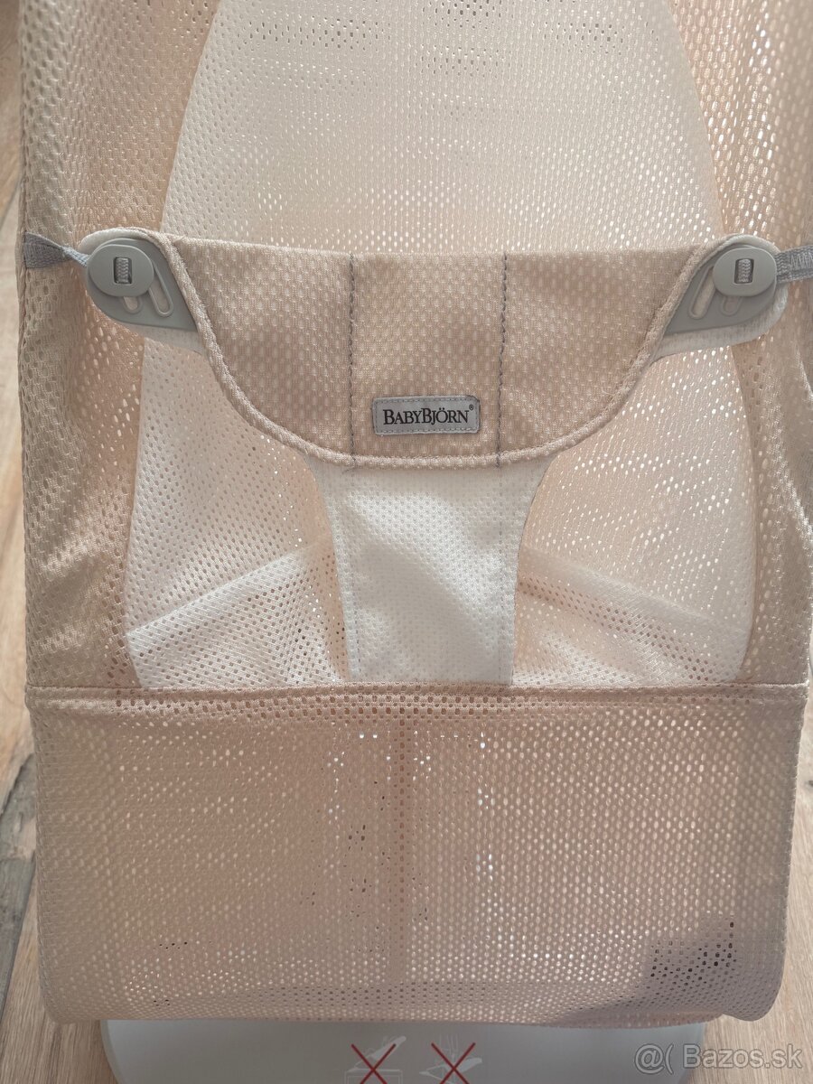 Babybjorn lehátko plus hrázdička na hranie - 6
