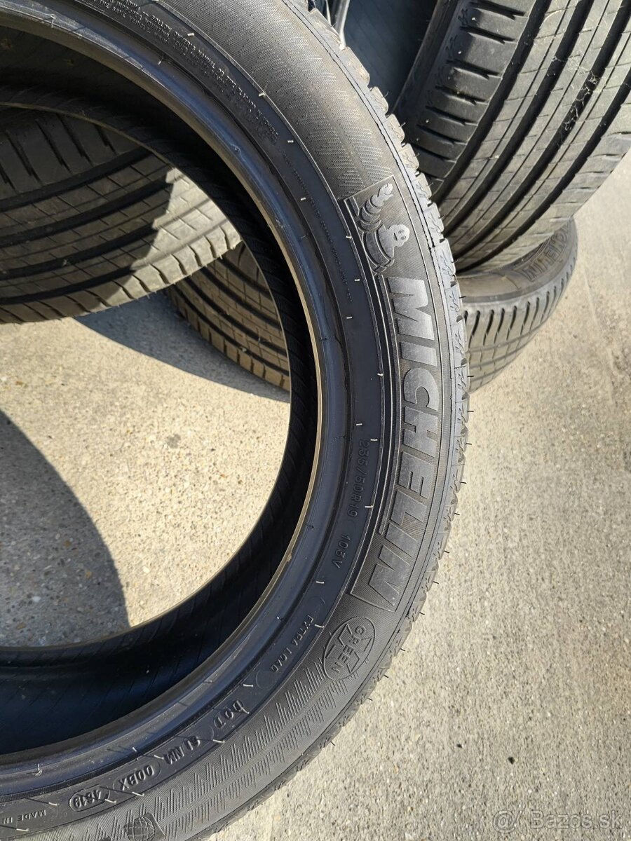 Michelin Latitude Sport3 235/50 R19 - 6