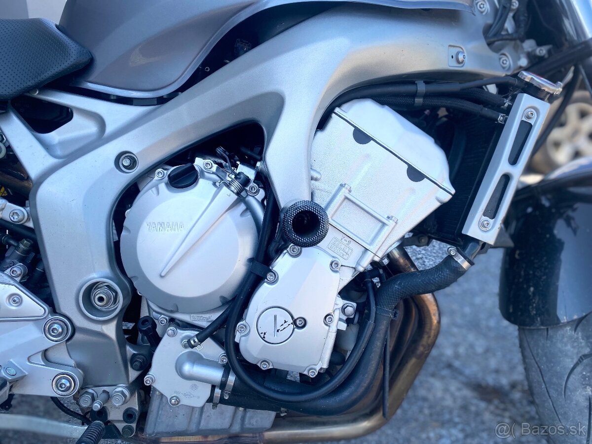 Yamaha FZ6N - 6