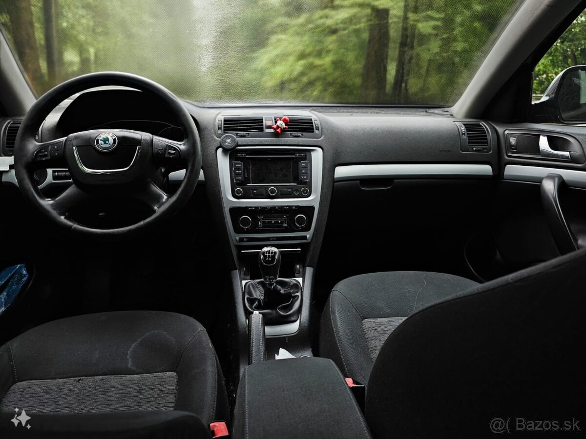 Rozpredám Škoda Octavia 2 Fl 1.6 tdi - 6