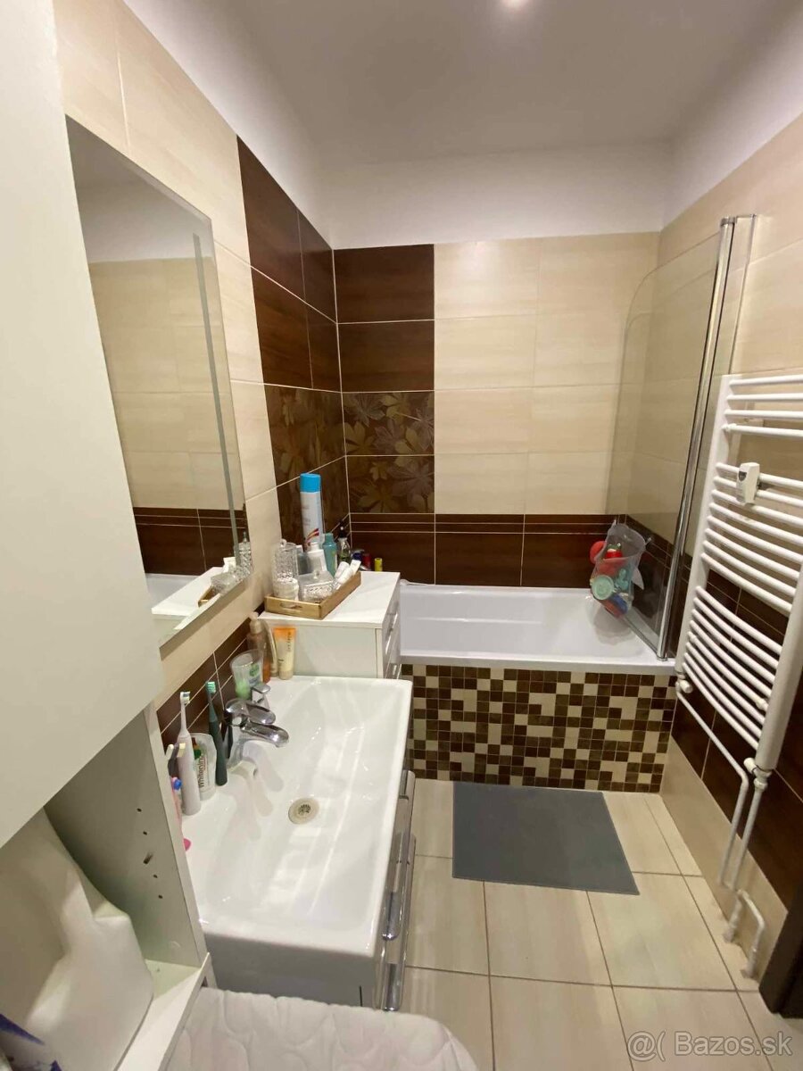 3izbovy byt - 6