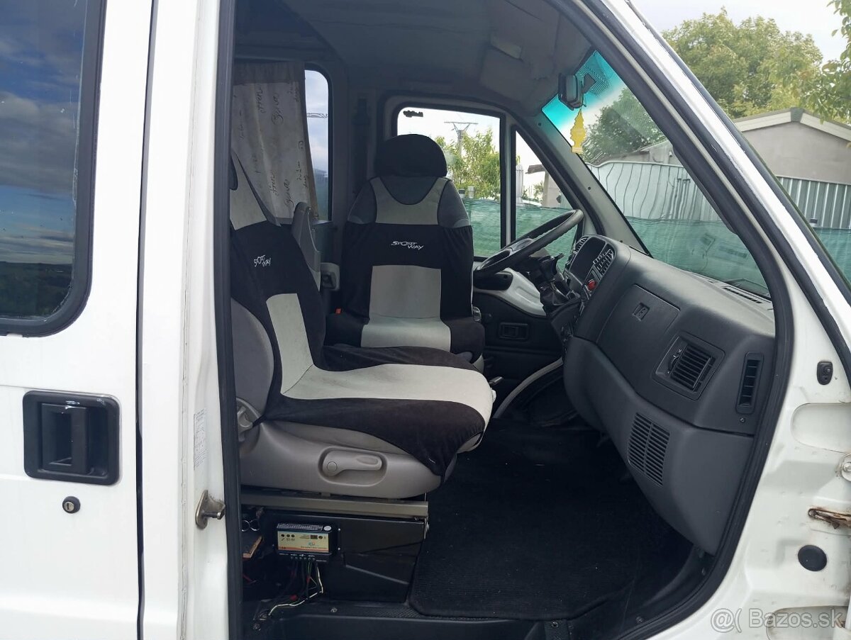 Všestranná dodávka - karavan - mikrobus - 6