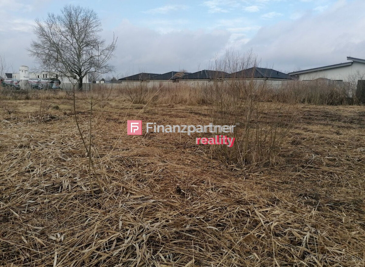 Na predaj pozemok na výstavbu RD v Malackách - 6