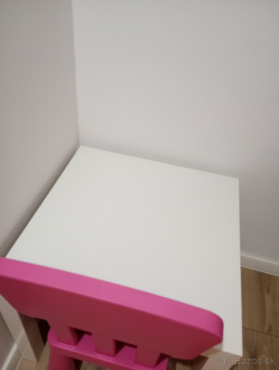 IKEA stolík a mamut stolička - 6