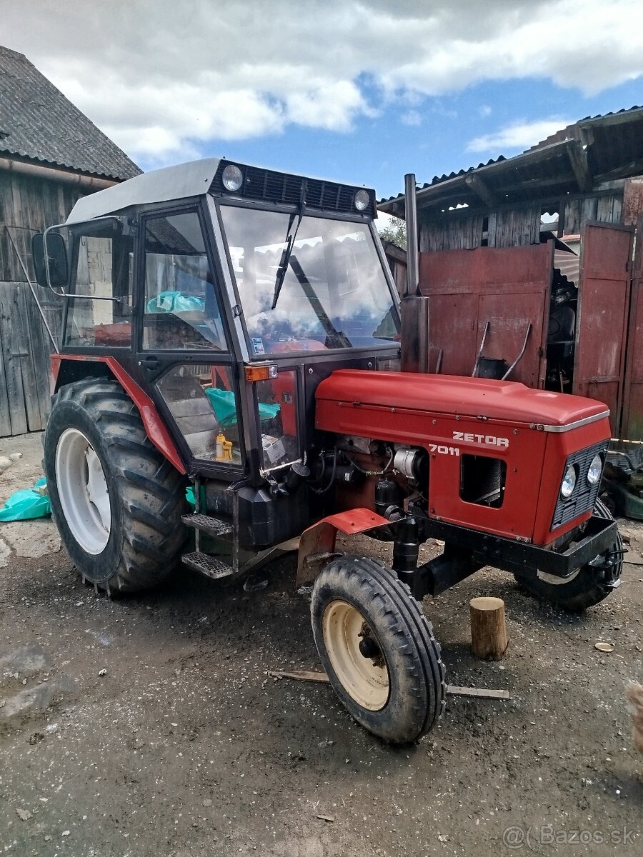 Predám traktor Zetor 7011 - 6