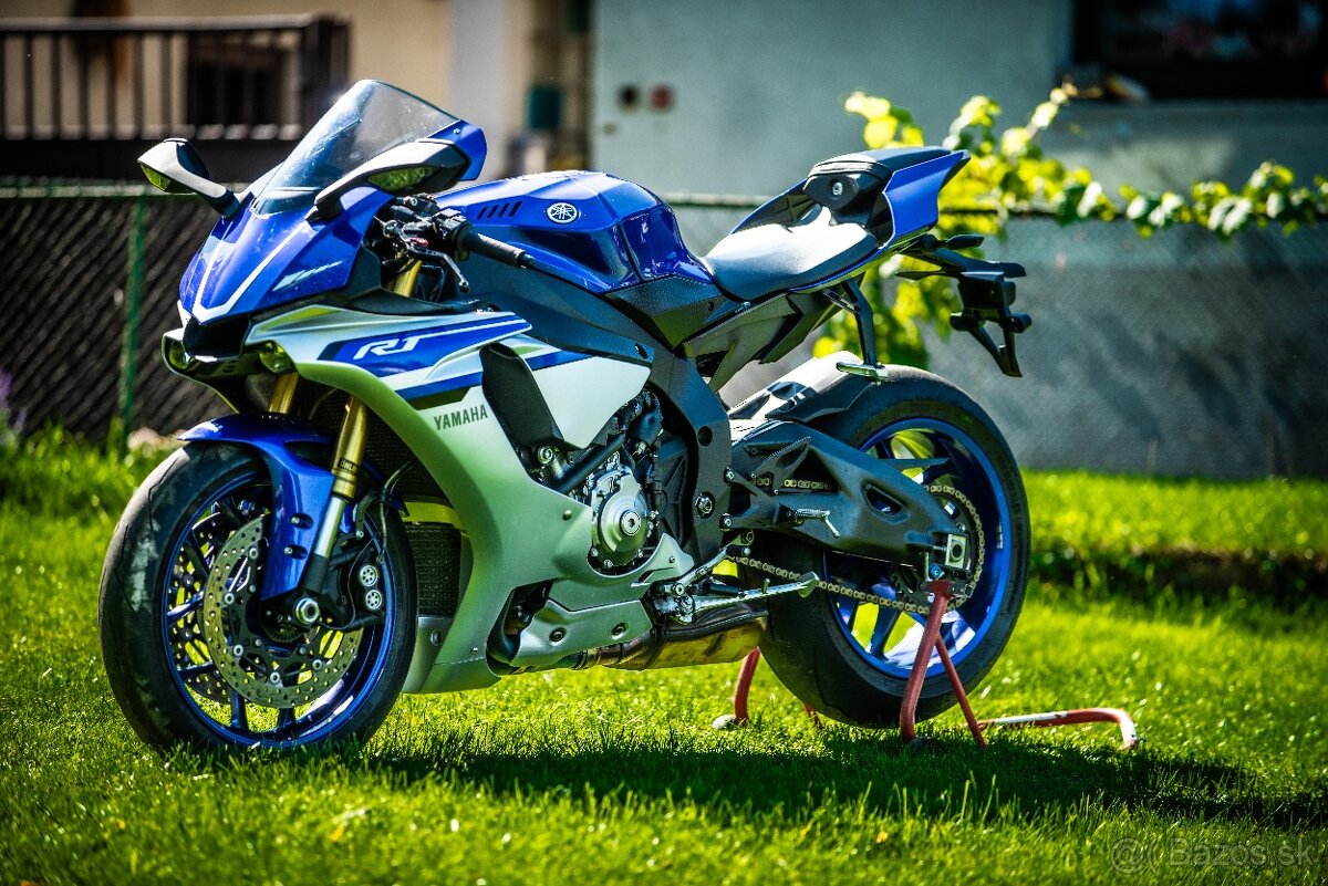 Yamaha Yzf R1 - 6