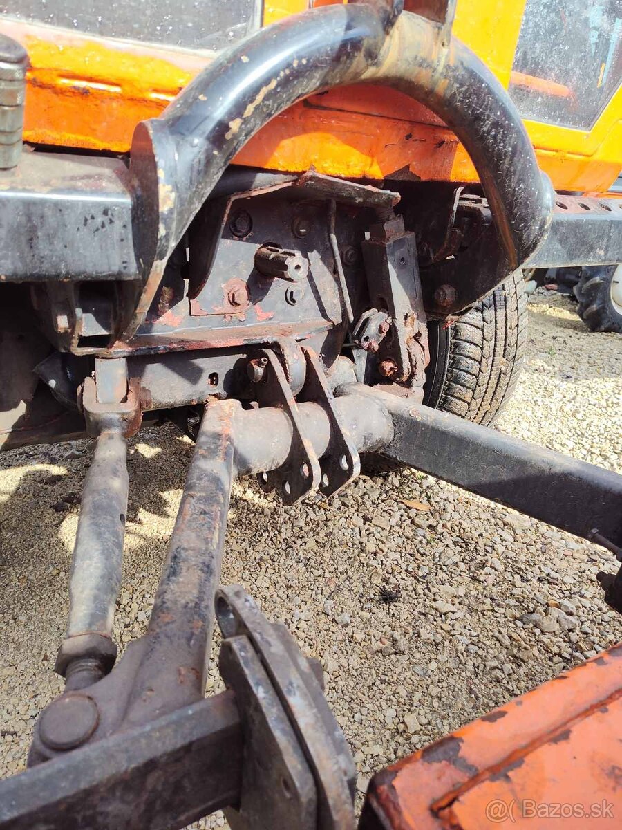 Kommunálny stroj HOLDER C 230 - 6