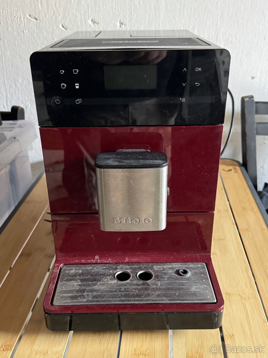 Predam kavovar Miele ( na opravu - 6