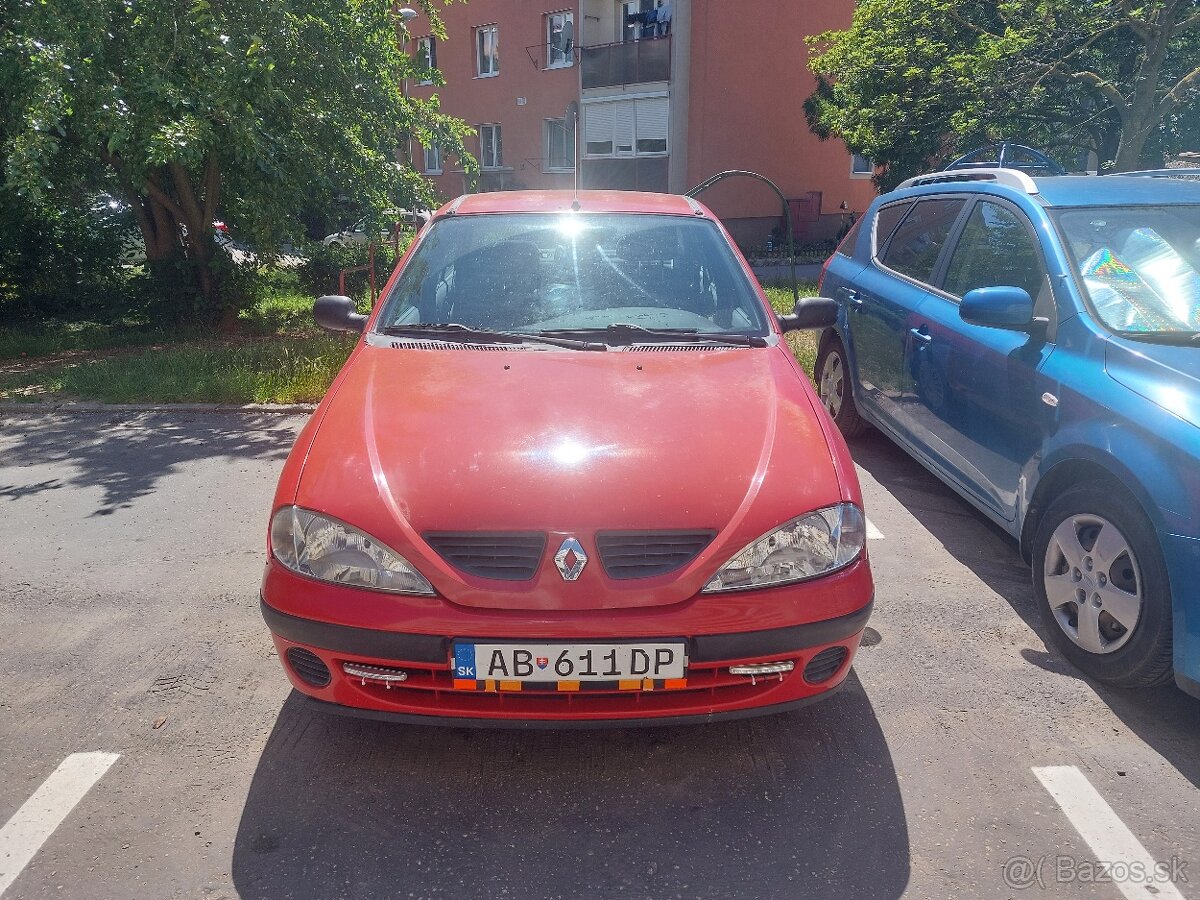 Renault Megane I 1,4 75 PS - 6