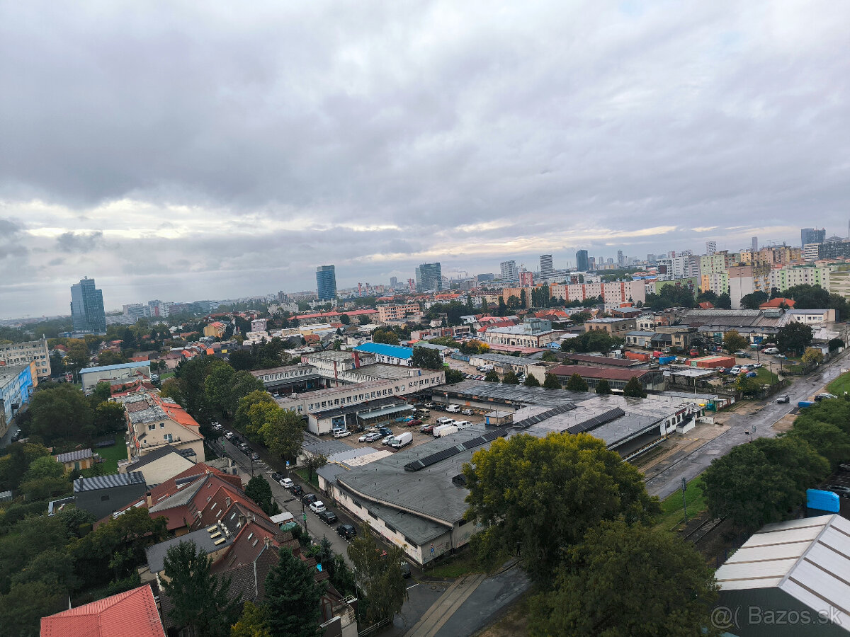 NOVINKA úplne nový 4-izbový byt v novostavbe GUTHAUS,111 m² - 6