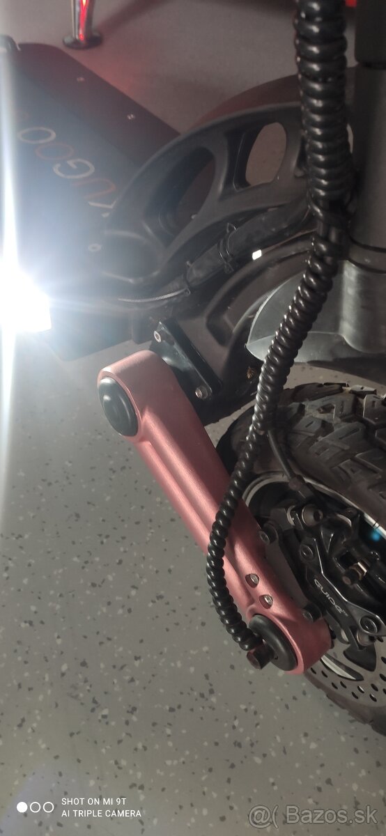 Predám výkonnú dvojmotorovú celoodpruženú elektrokolobežku - 6