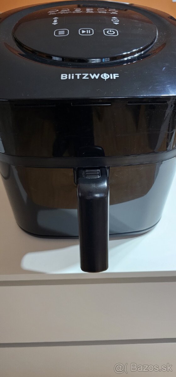 Fritéza s Wi-Fi pripojením - 6