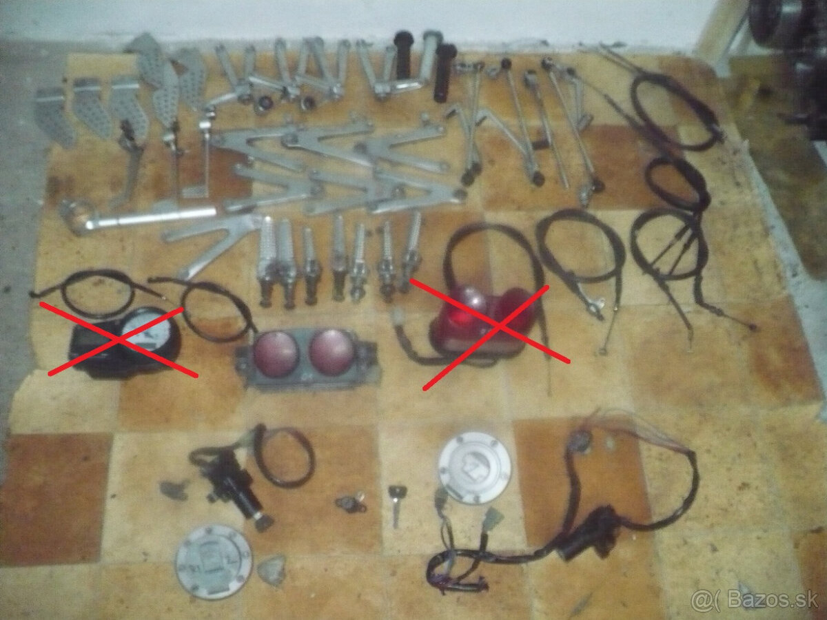 Yamaha YZF R1 rv. 99 a 01-díly ze tří moto - 6