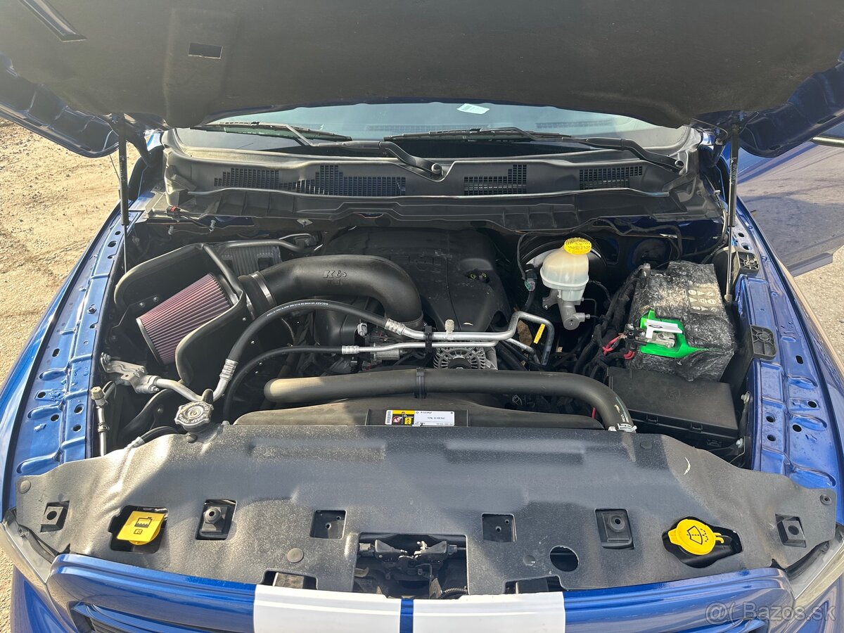 Dodge RAM 5,7 hemi 4x4 - 6